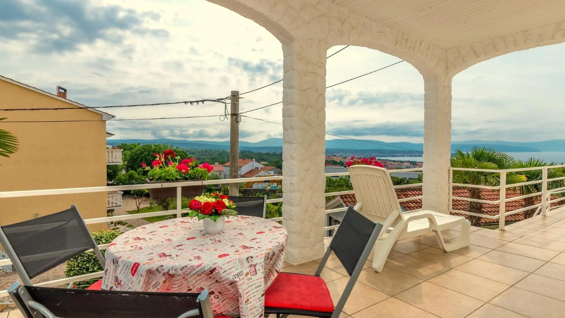 Apartments Kremenici Malinska